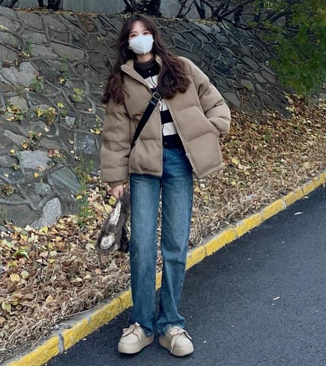 棉服外套+拖地牛仔褲.jpeg