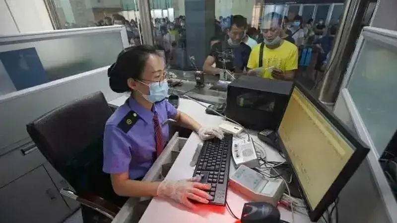 我是大一小萌新，學(xué)生票到底怎么買？